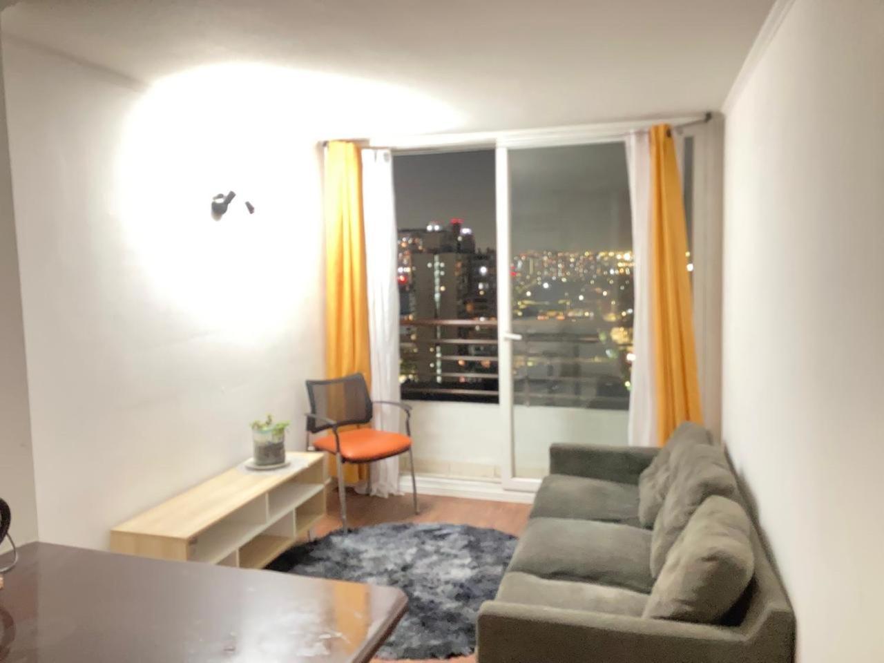Departamento Centrico En * Santiago